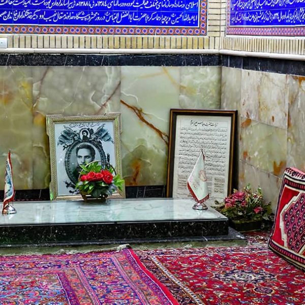 آرامگاه مرحوم حاج رضازاده در بیت العباس شیراز